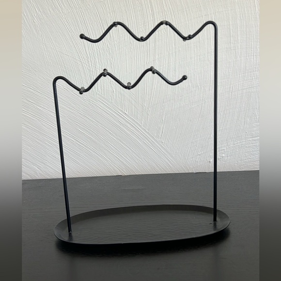 Urban Outfitters Alula Black Jewelry Stand Catch-all Dish - Picture 4 of 4